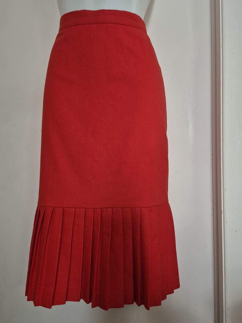 Vintage Wool 60s 70s Women's Red Skirt with Pleated Hem